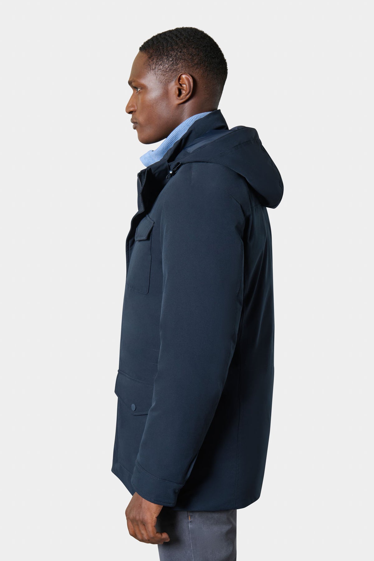Parka con capucha cortaviento multibolsillos