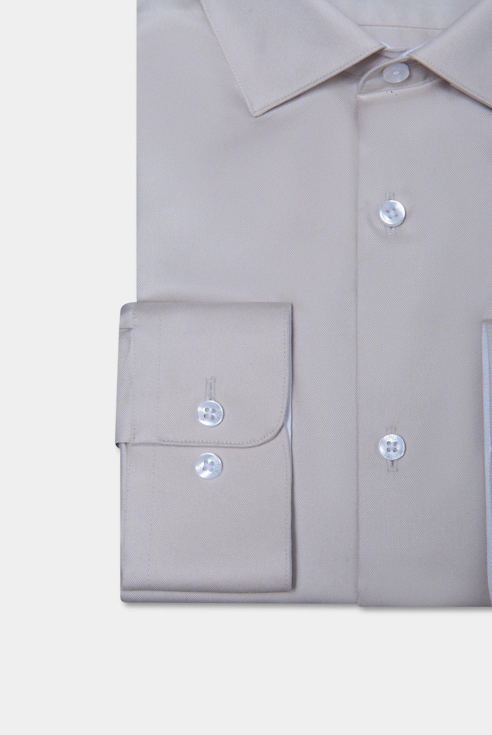 Twill de coton repassage facile coupe ajustée — Chemise Jerem, repassage facile, col semi-italien