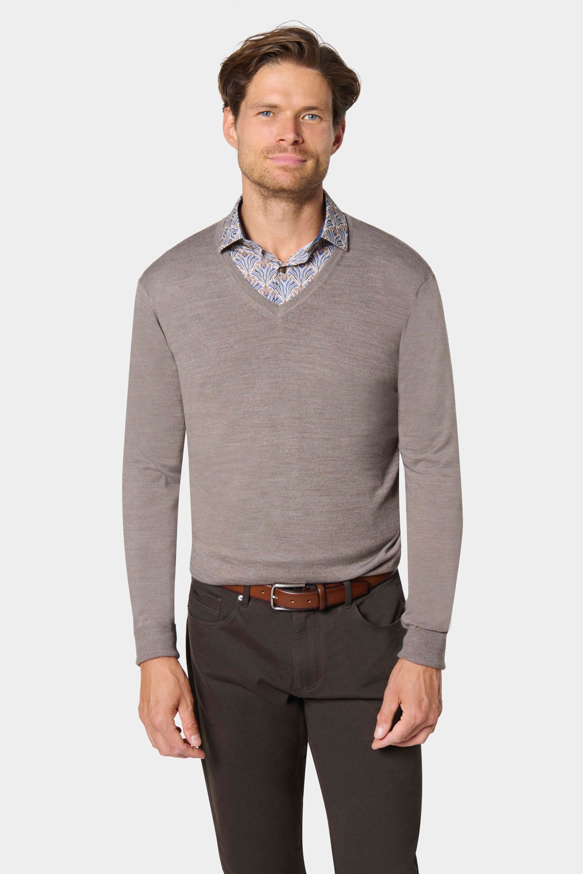 Pull Col V Maille jersey Paris — porté