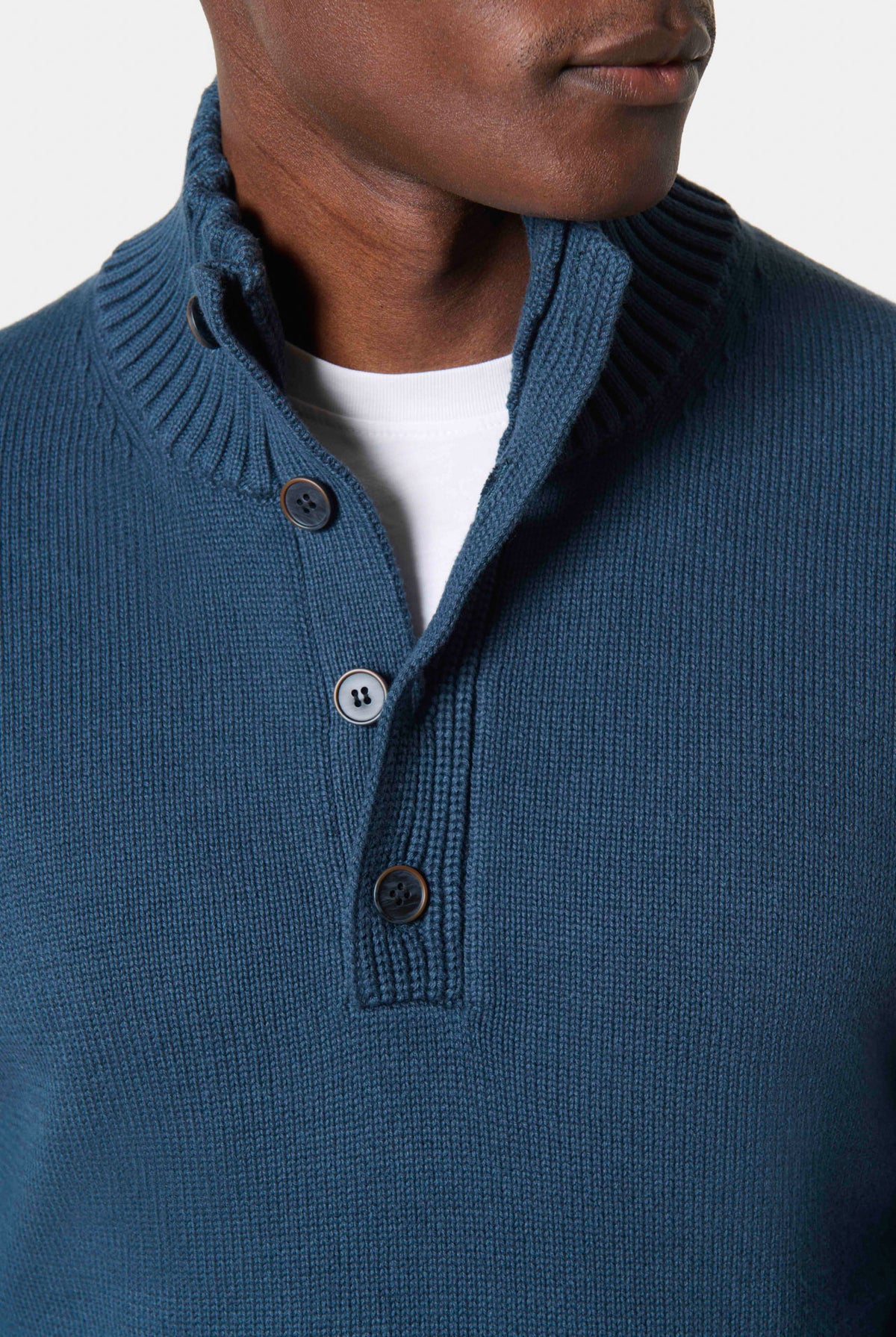 Pull col montant boutonné en coton, coloris vert — photo 2