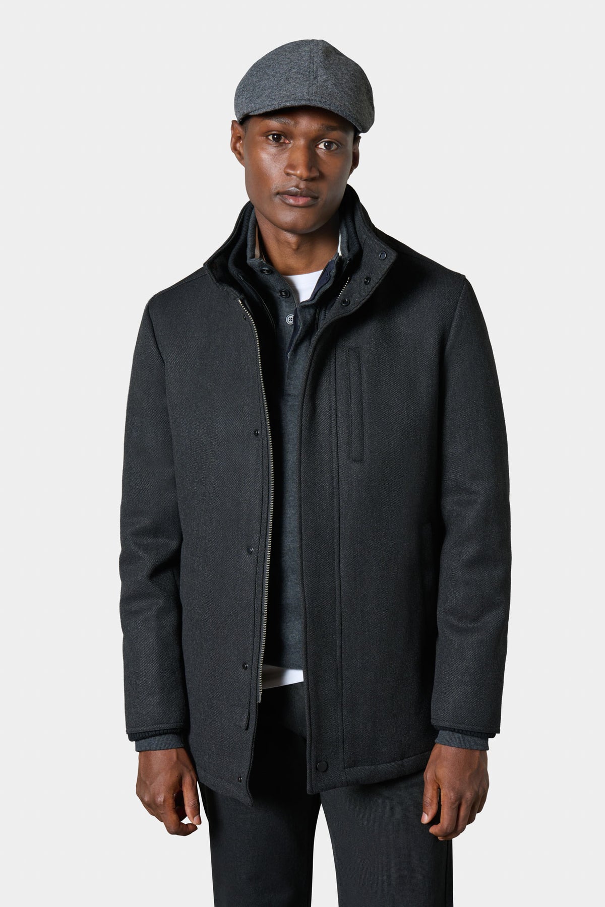 Manteau mi-long col montant gris matelassé