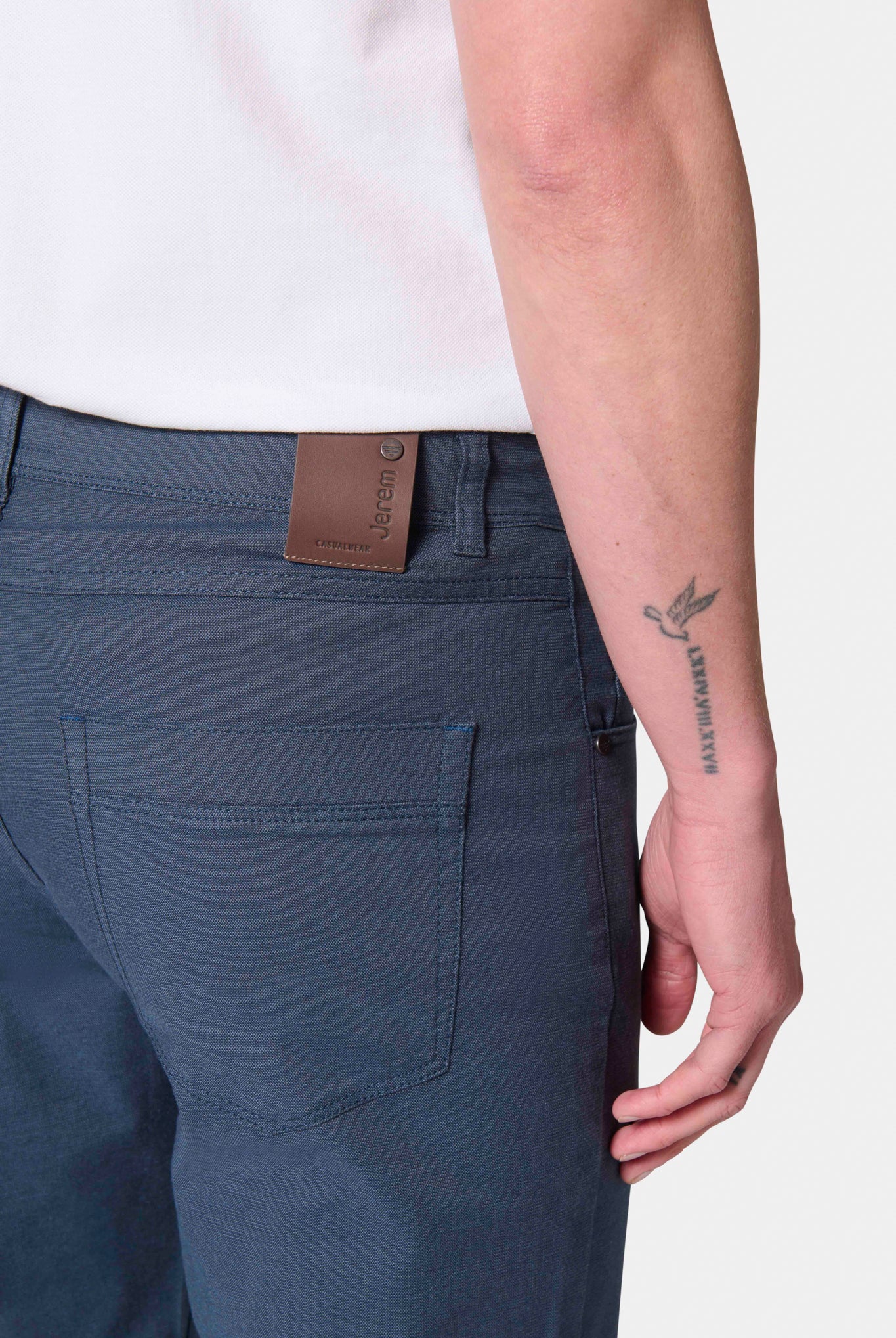 Pantalon 5 poches Jerem, coupe droite, poches plaquées surpiquées