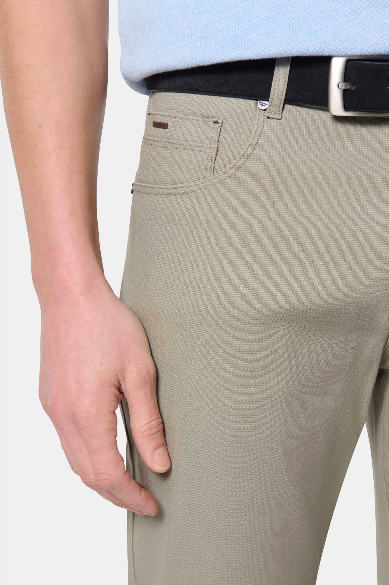 Pantalon 5 poches en dobby Jerem, poches plaquées surpiquées, coupe droite, coloris beige