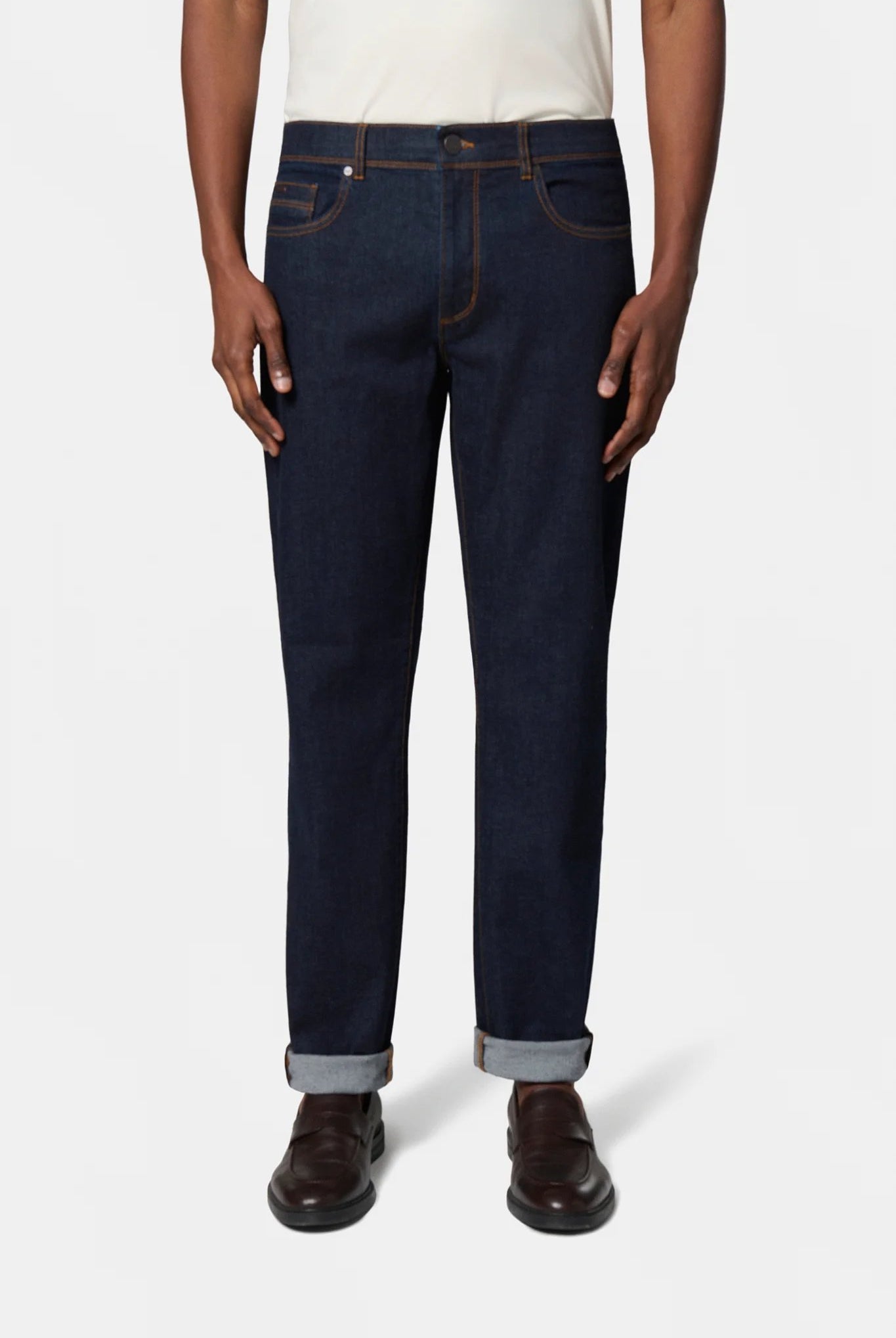 Jeans stretch coupe droite en denim brut Jerem, poches plaquées surpiquées, coupe droite, coloris noir