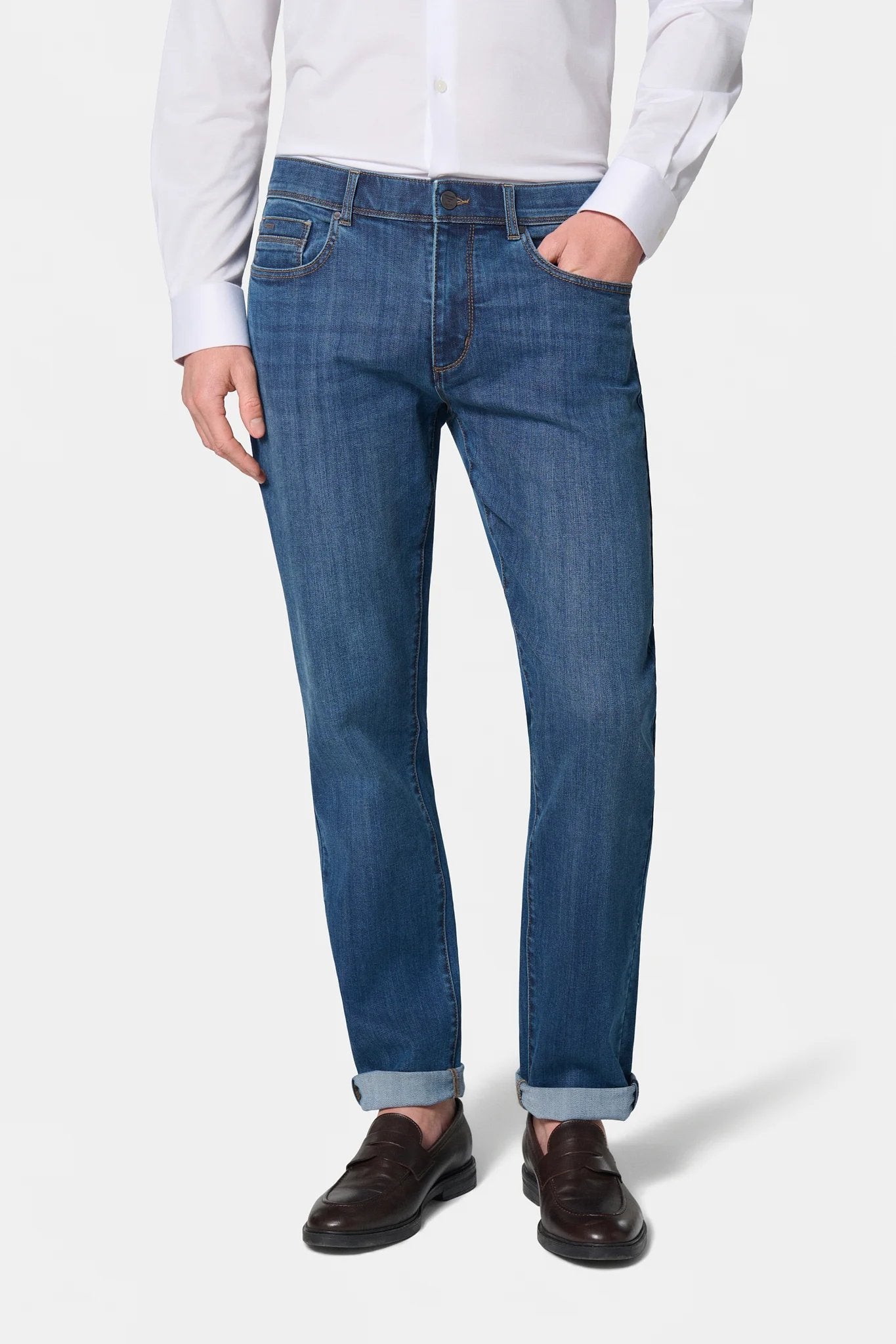 Jeans stretch coupe droite en denim délavé Jerem, poches plaquées surpiquées, coupe droite