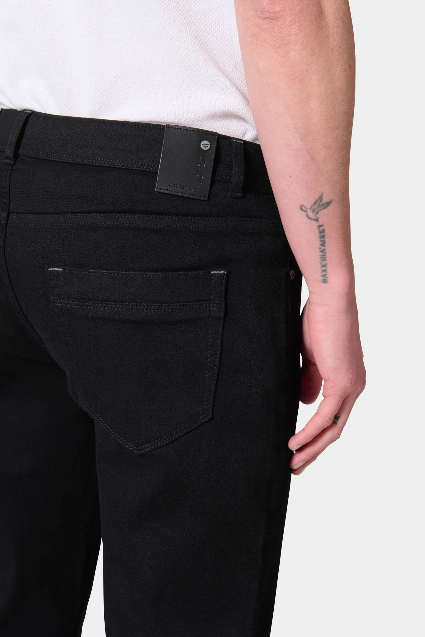 Jeans stretch coupe droite, denim noir Jerem, coupe droite, poches plaquées surpiquées