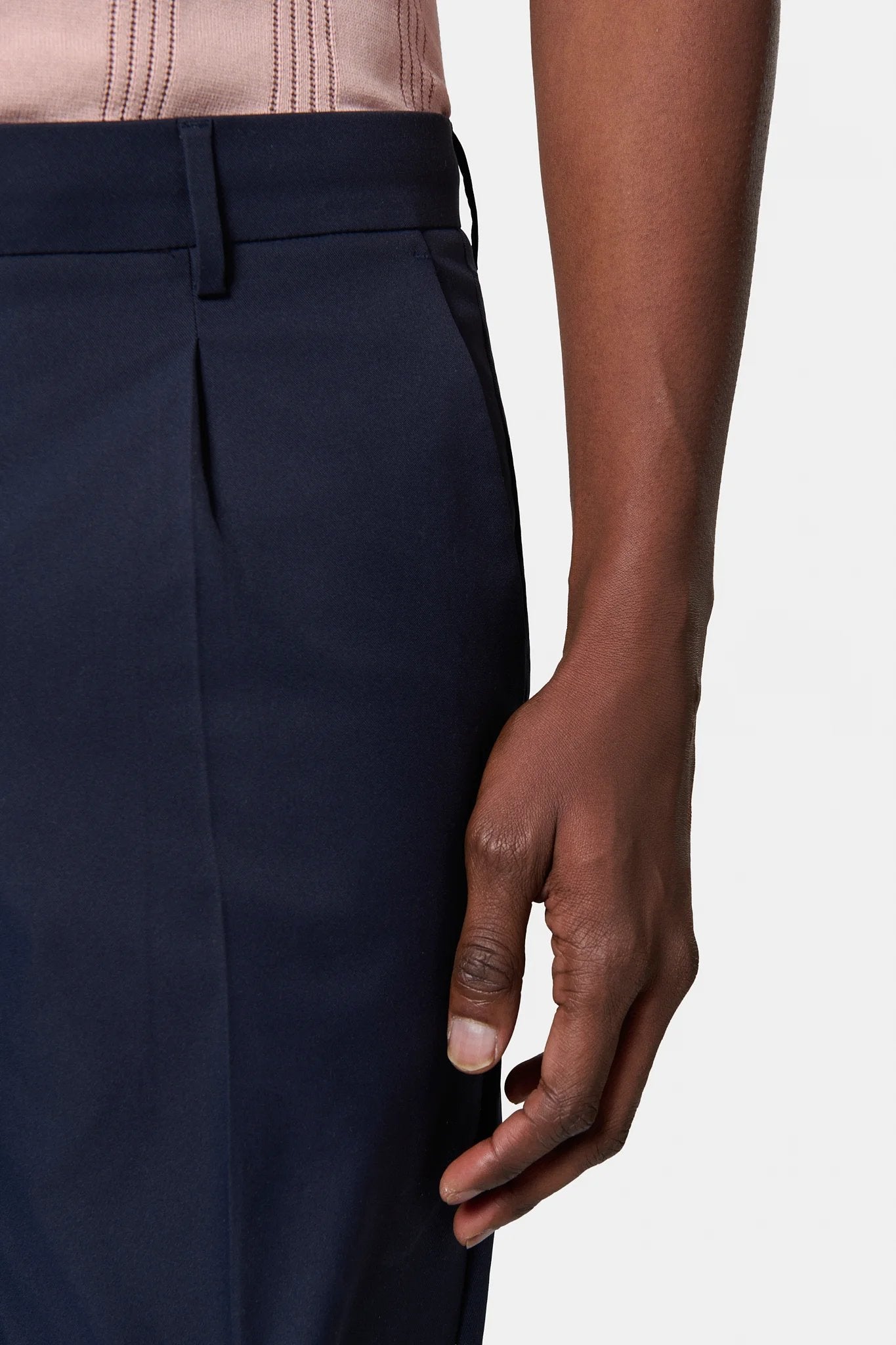 Pantalon classique à pince en gabardine technique Jerem, ceinture sartoriale stretch, ceinture sartoriale
