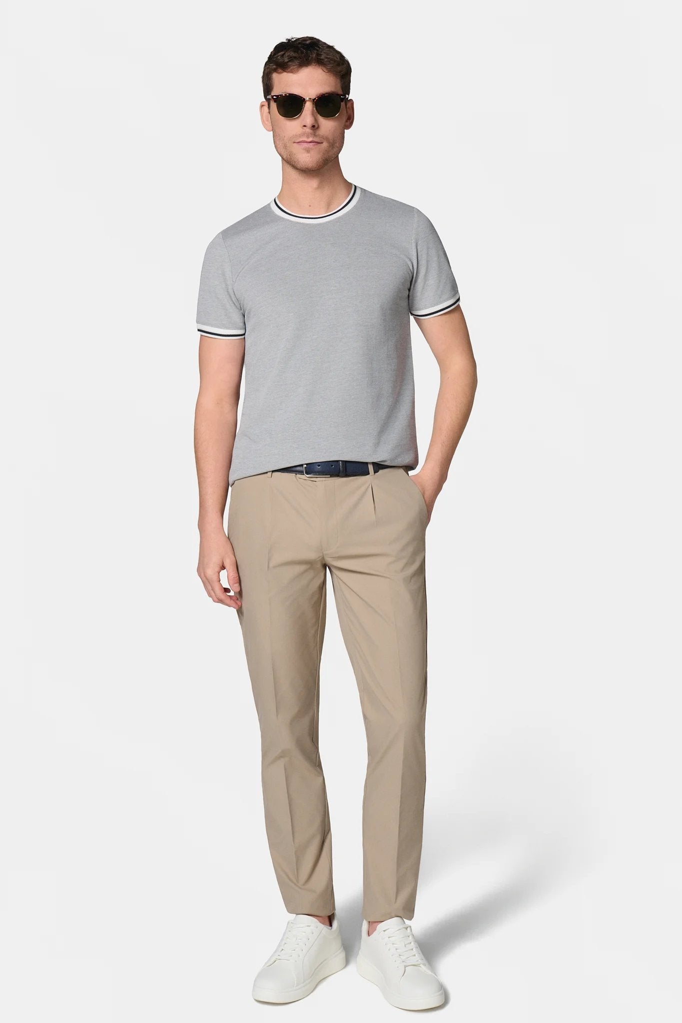 Gabardine technique — Pantalon classique à pince Jerem, poches italiennes, coupe droite