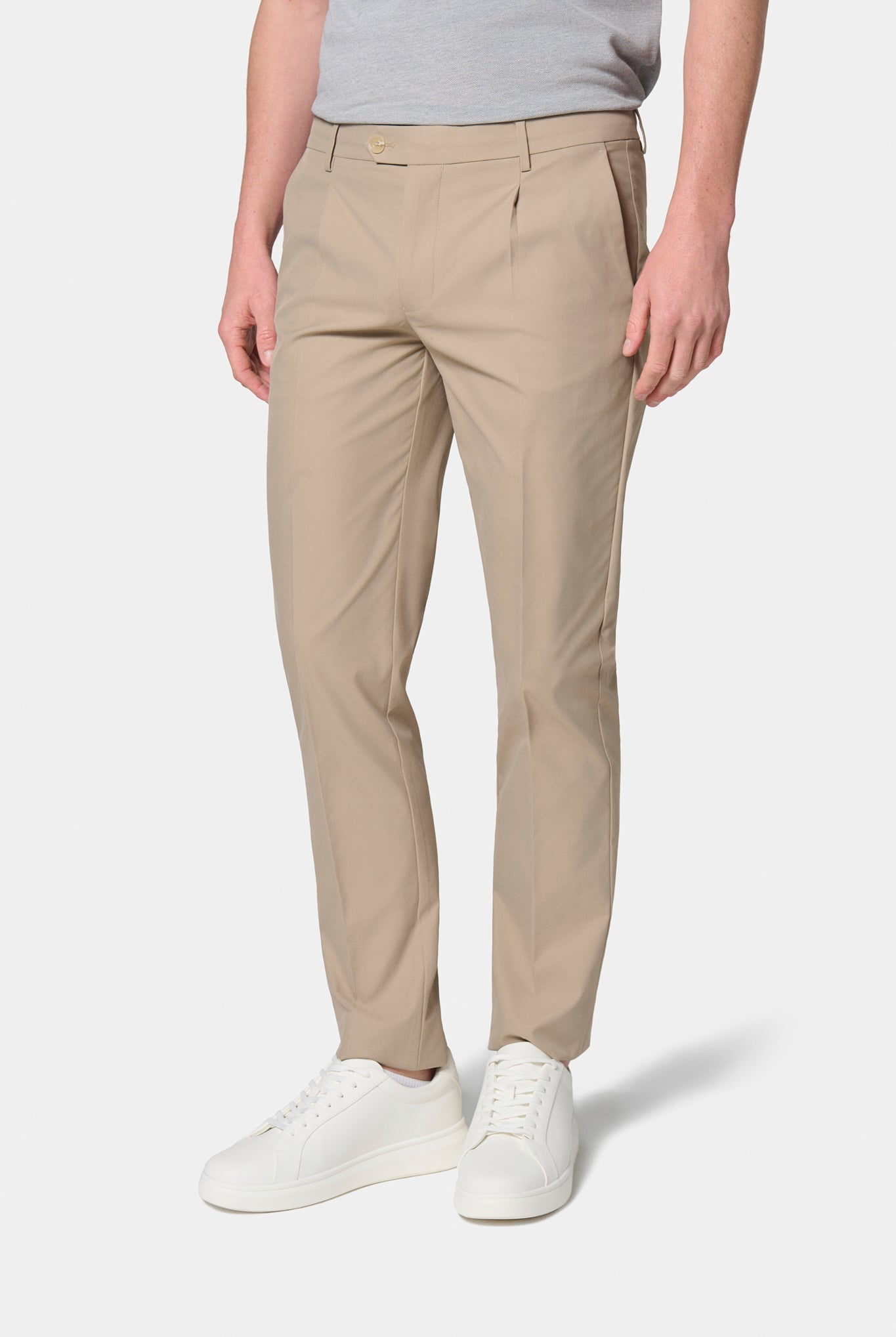 Pantalon classique à pince en gabardine technique Jerem, ceinture sartoriale stretch, ceinture sartoriale, poches italiennes