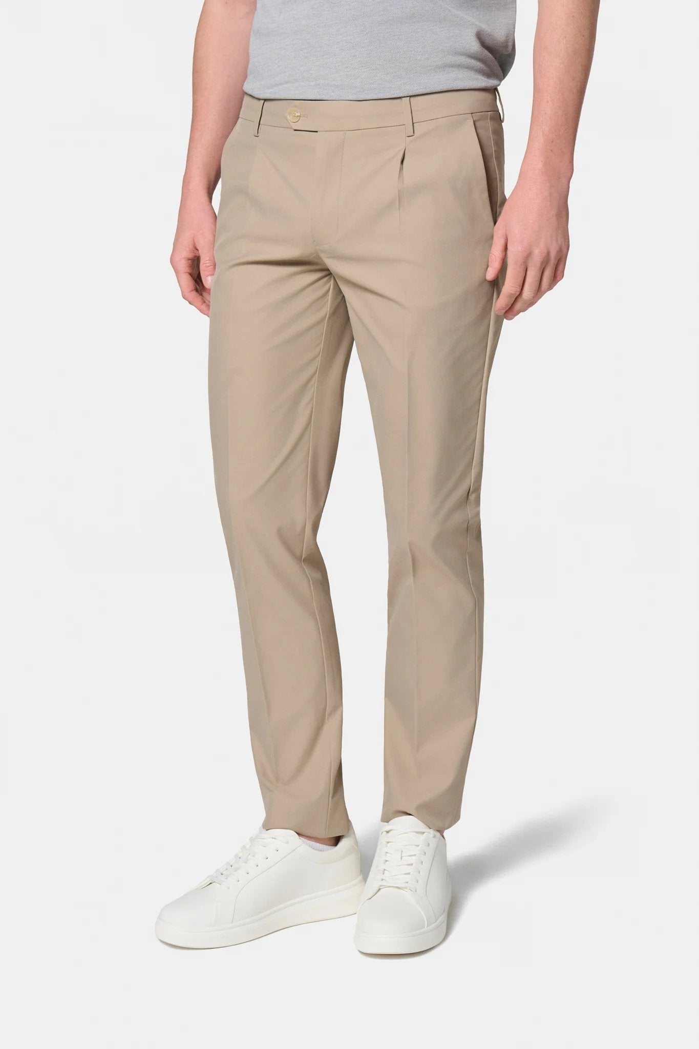 Pantalon classique à pince en gabardine technique Jerem, ceinture sartoriale stretch, ceinture sartoriale, poches italiennes
