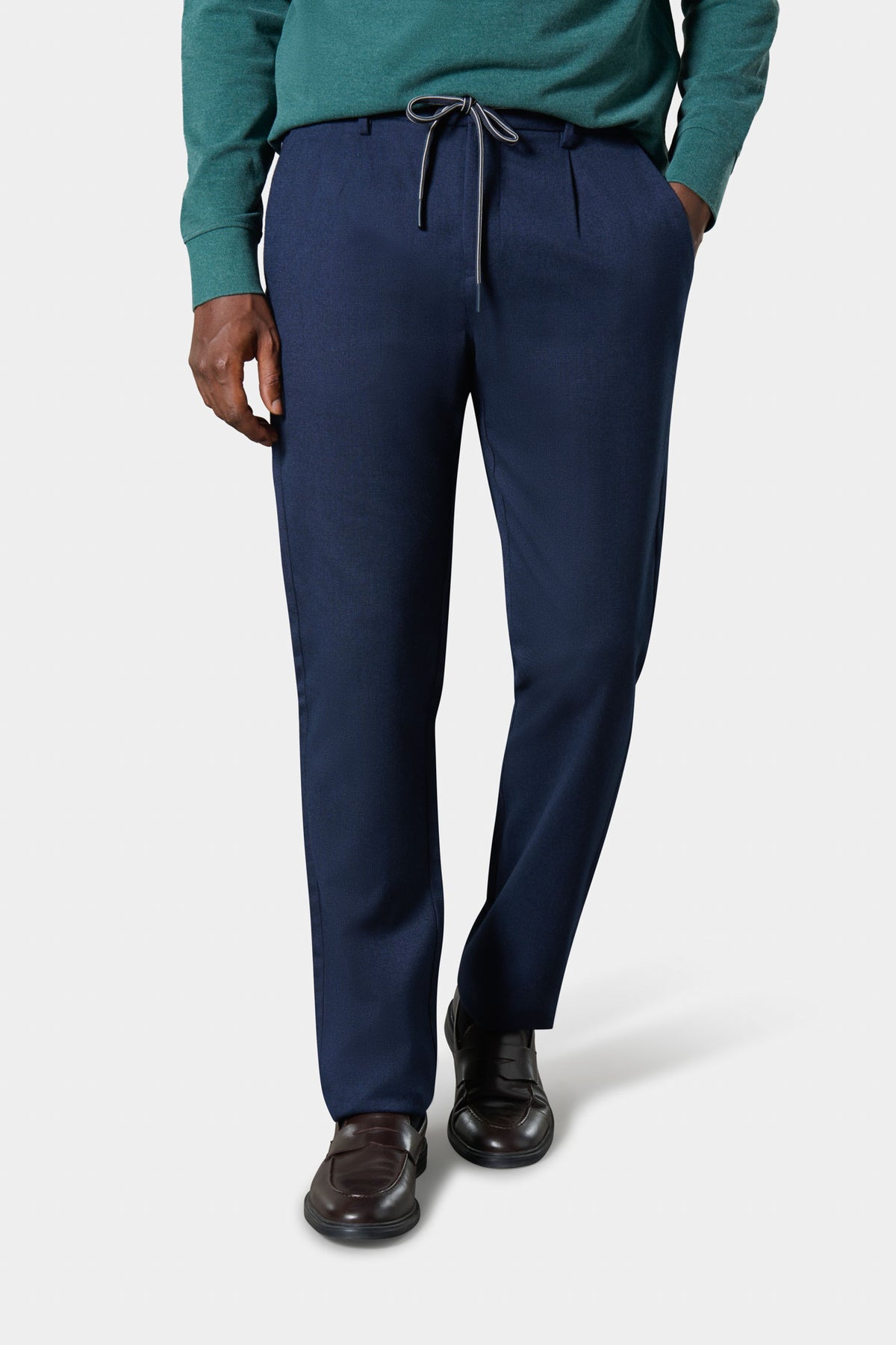Pantalón de pinzas de sarga con cordón ajustable Jerem – vista 2