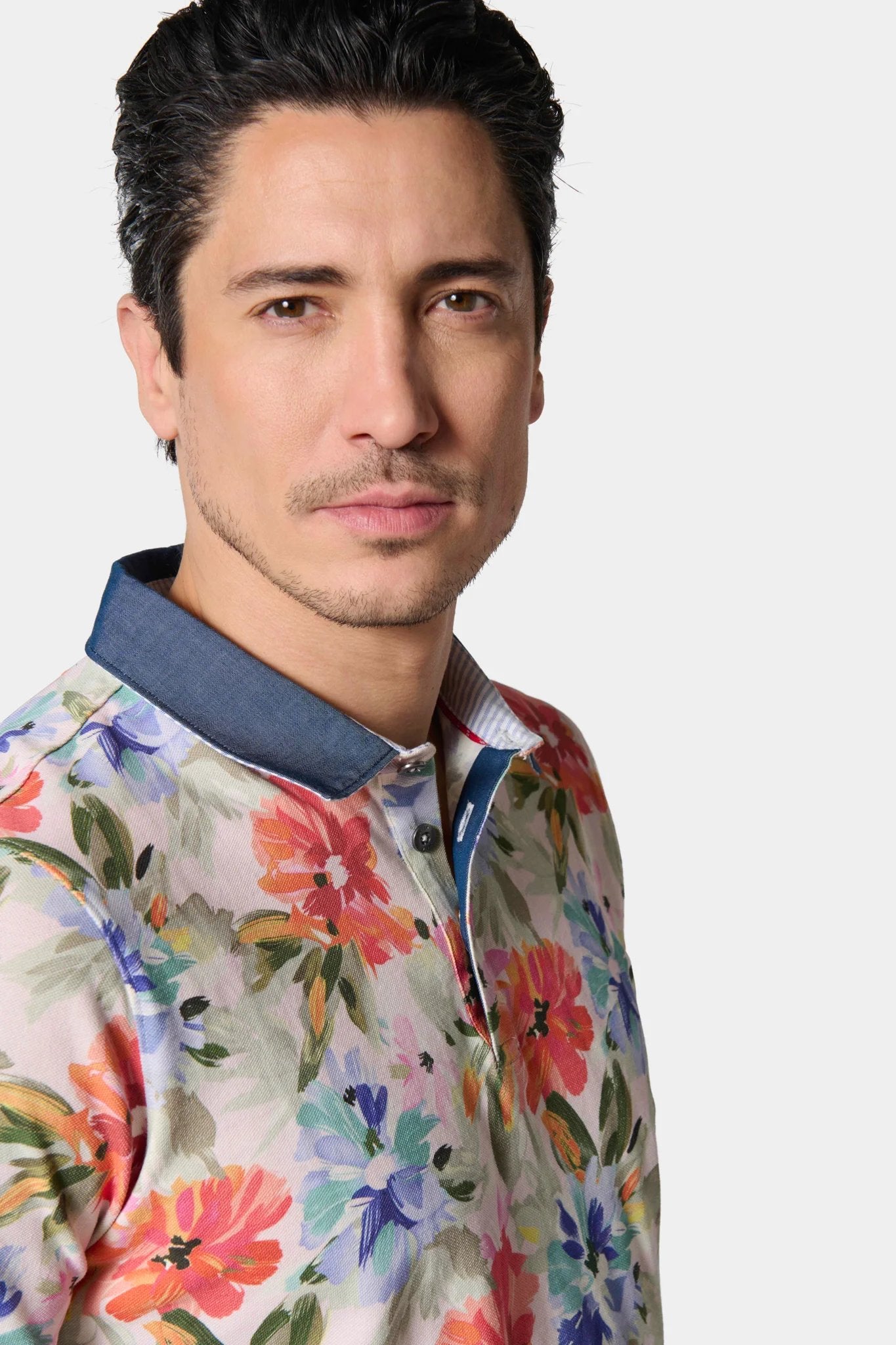 Piqué de coton imprimé avec col chemise manches courtes — Polo Jerem, coupe confortable, col chemise, coloris beige