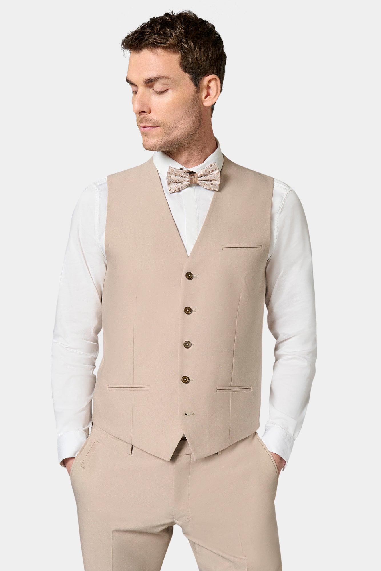 Gilet de costume ajustable en sergé technique stretch Jerem, entièrement doublée, simple boutonnage, coloris écru