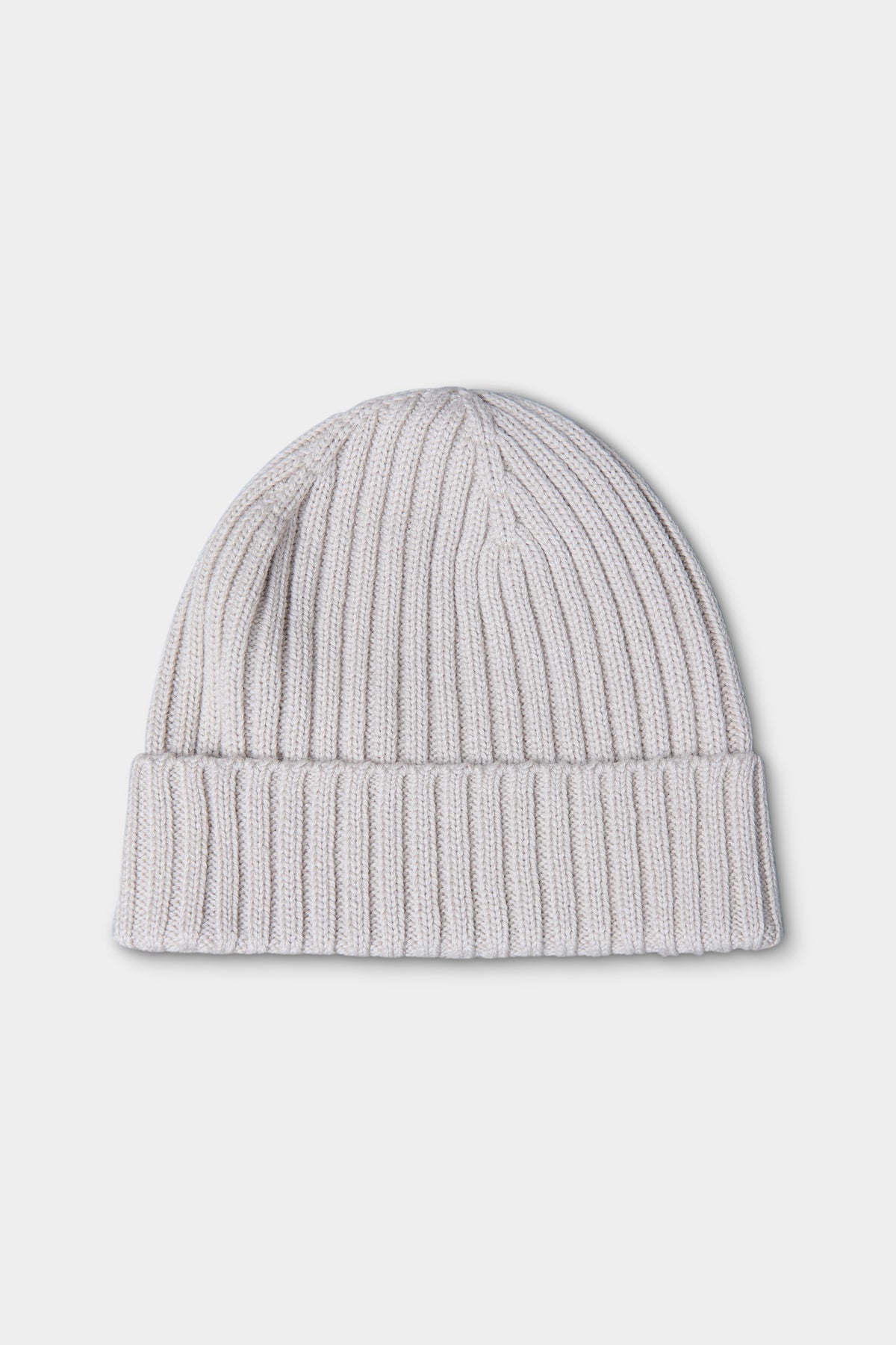 Bonnet homme en maille torsadée