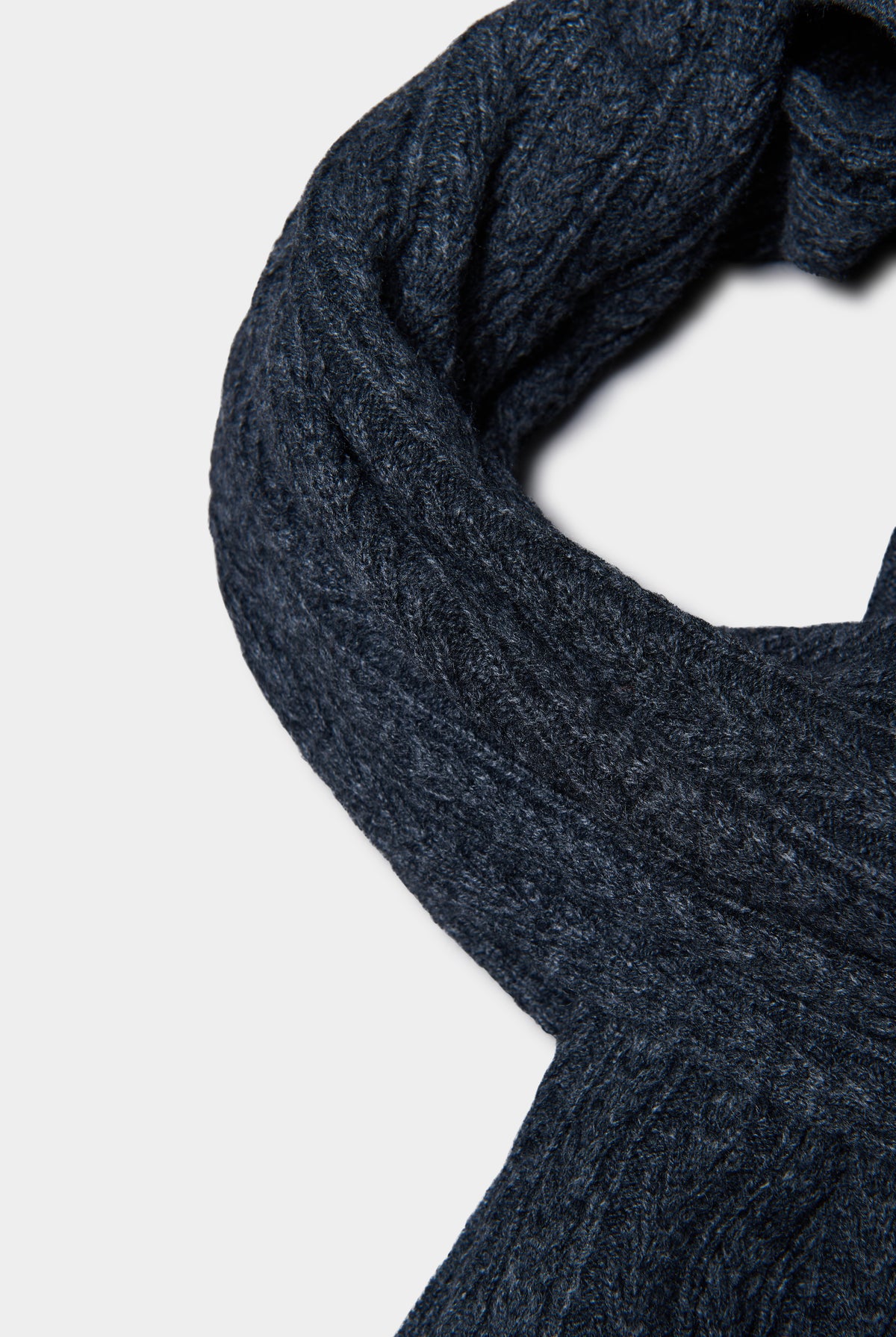 Manteau mi-long à capuche en laine