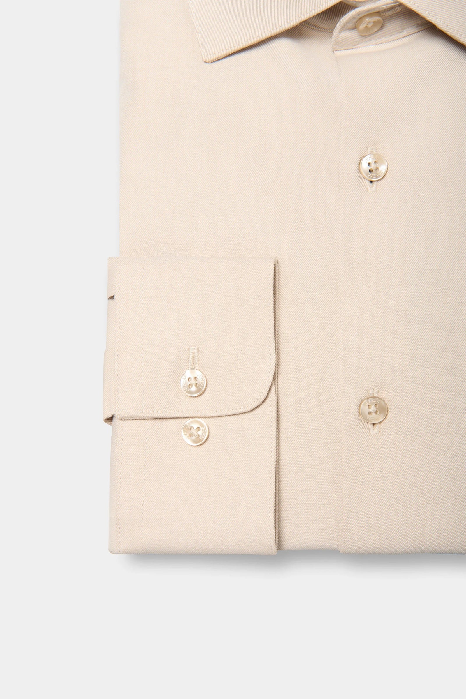 Tissu coolmax : confort et performance - coupe droite — Chemise Jerem, col semi-italien, coupe droite