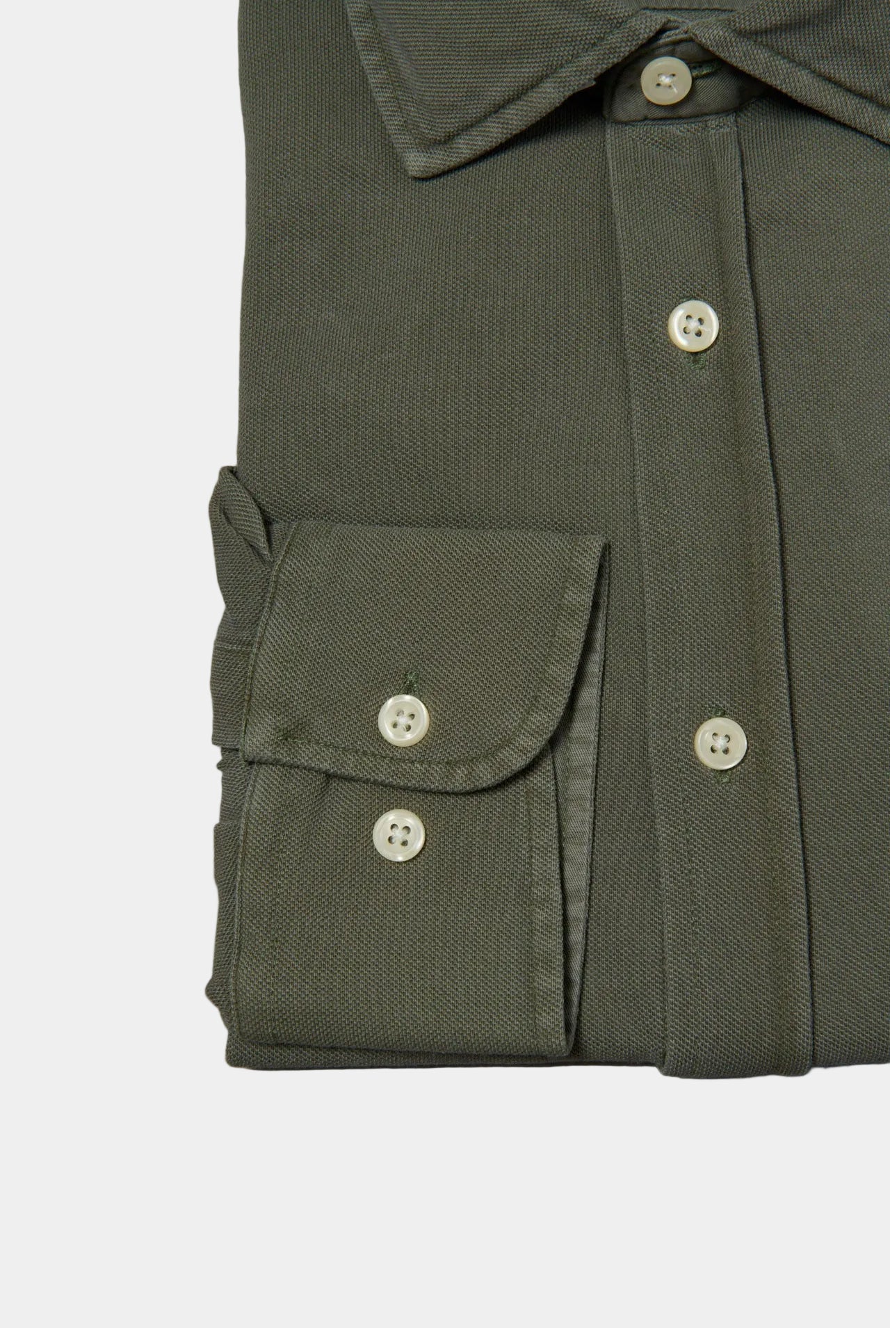 Pièce en maille piquée de coton coupe confortable — Chemise teinte Jerem, col semi-italien, coupe confortable