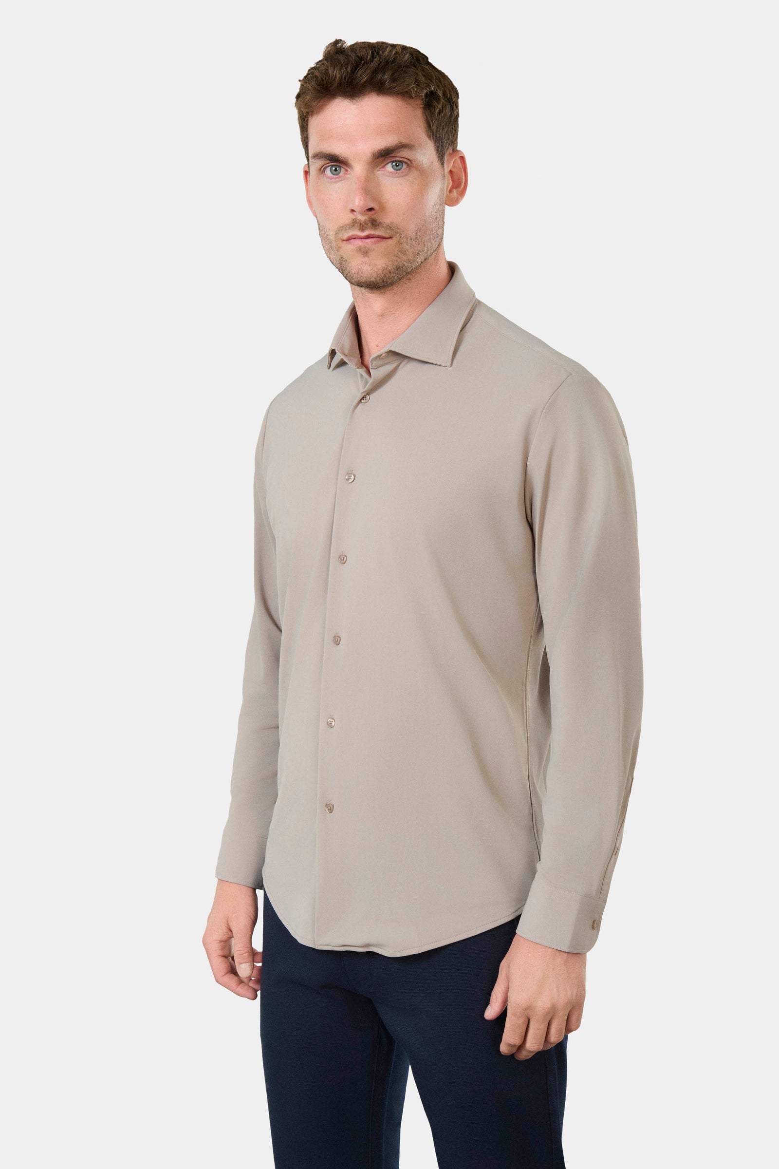 Chemise en matière stretch infroissable Slim fit ligne Activewear col semi-italien Jerem, col semi-italien