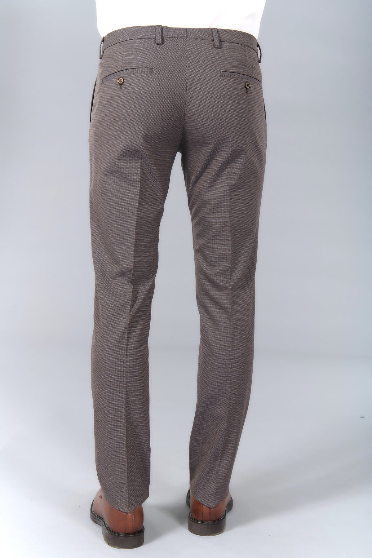 Pantalon de costume ajusté et stretch motif subtile Jerem, ceinture sartoriale stretch, ceinture sartoriale