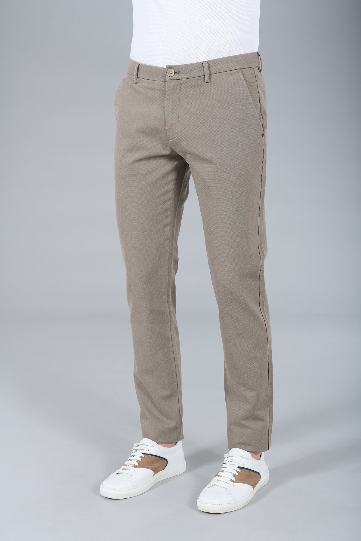 Pantalon minimaliste en tricotine stretch micro-motif Jerem, poches italiennes, coupe droite vue 17