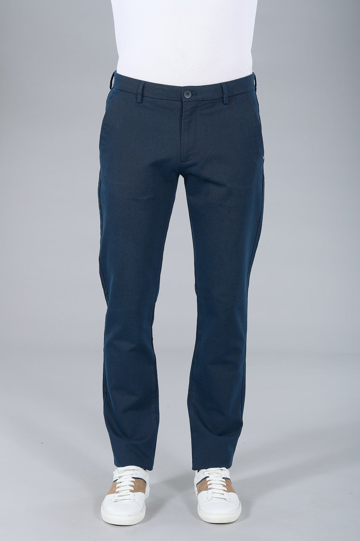 Pantalon minimaliste en tricotine stretch micro-motif Jerem, poches italiennes