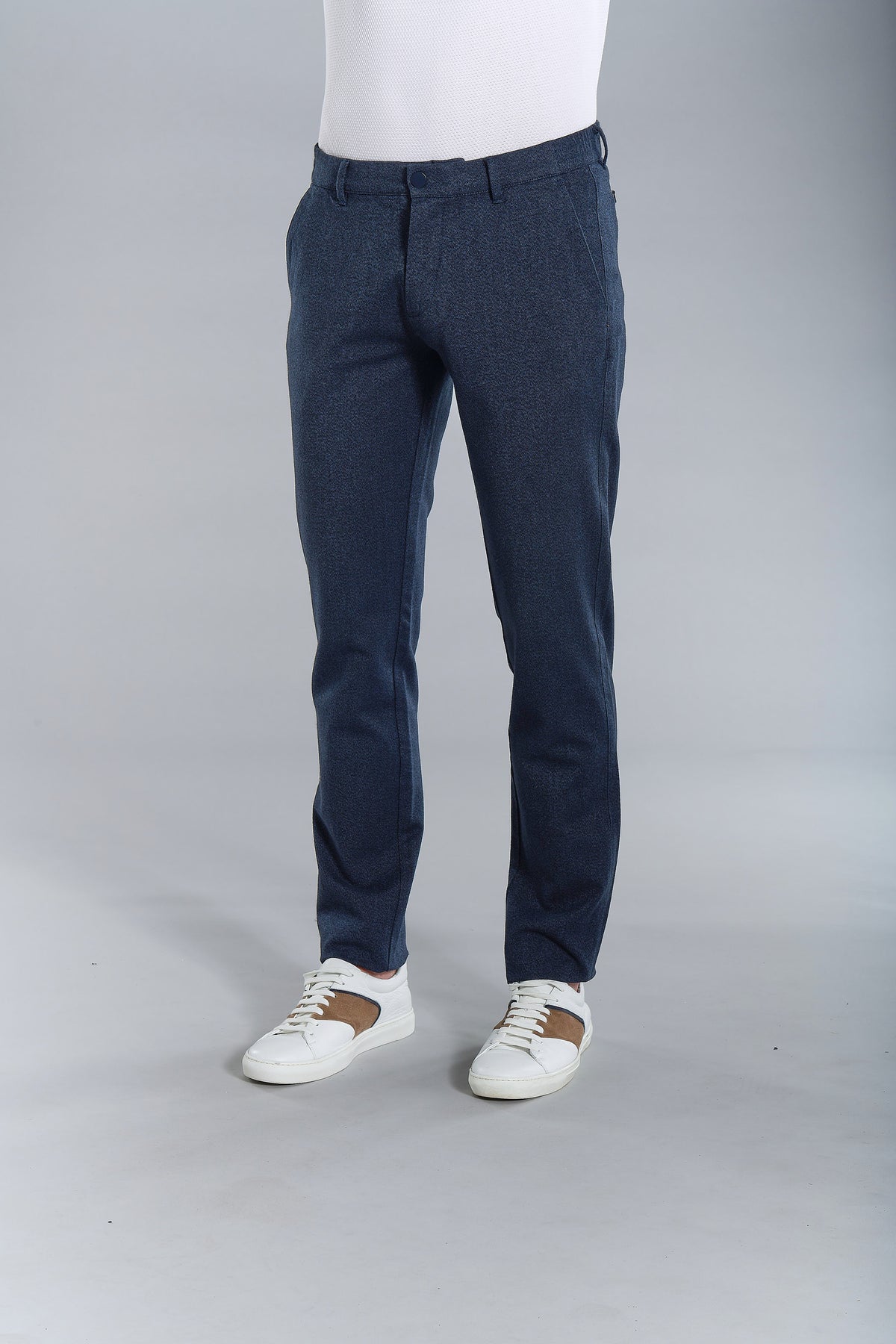 Sergé chiné de coton stretch — Pantalon élastiqué Jerem, poches italiennes vue 7