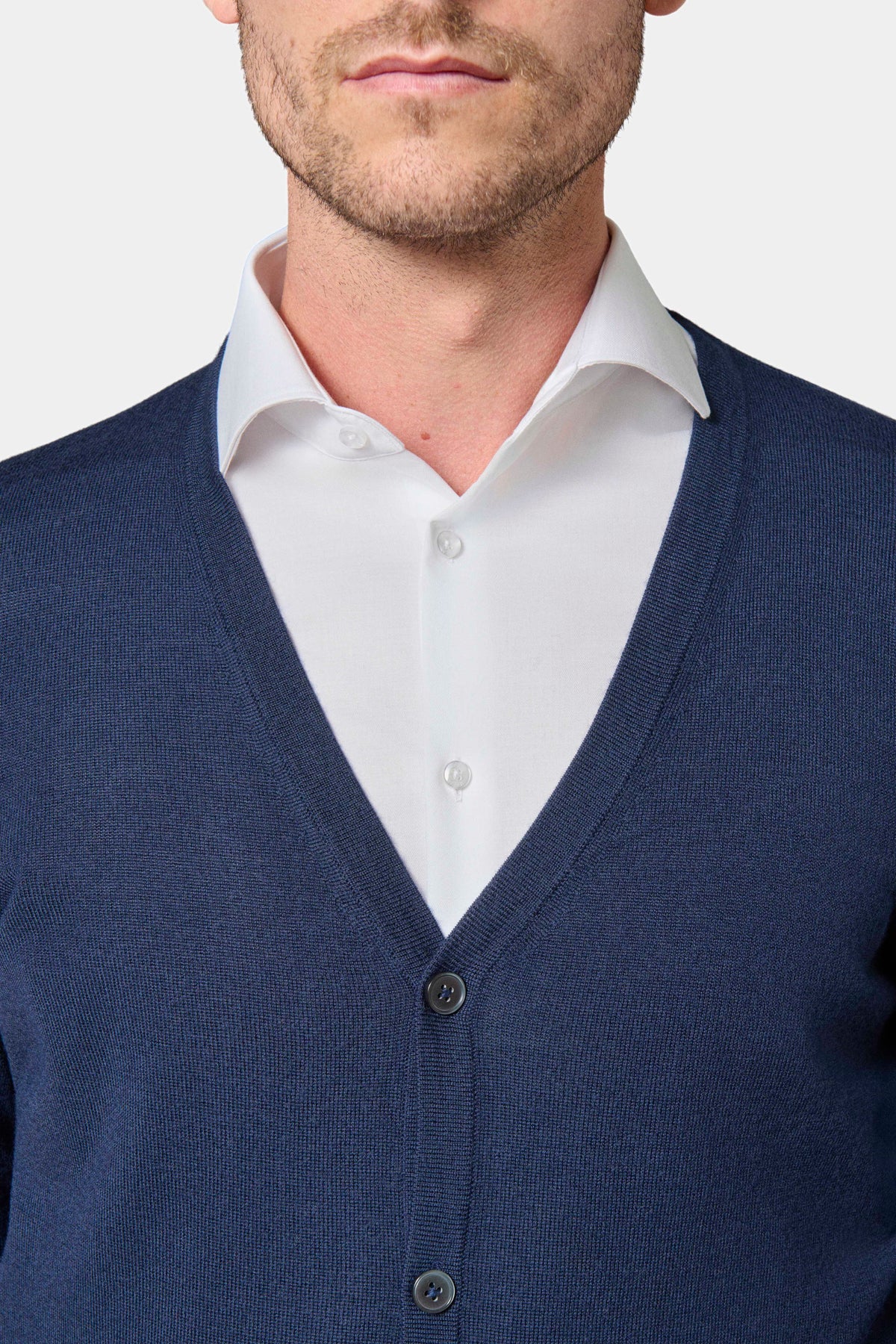 Lana merino Pablo — Cárdigan de cuello de pico Jerem – vista 7