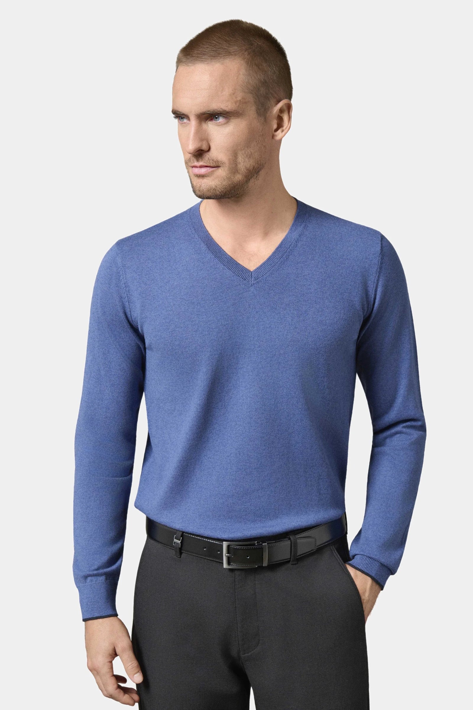 Coton et cachemire Corki — Pull col V coton Jerem
