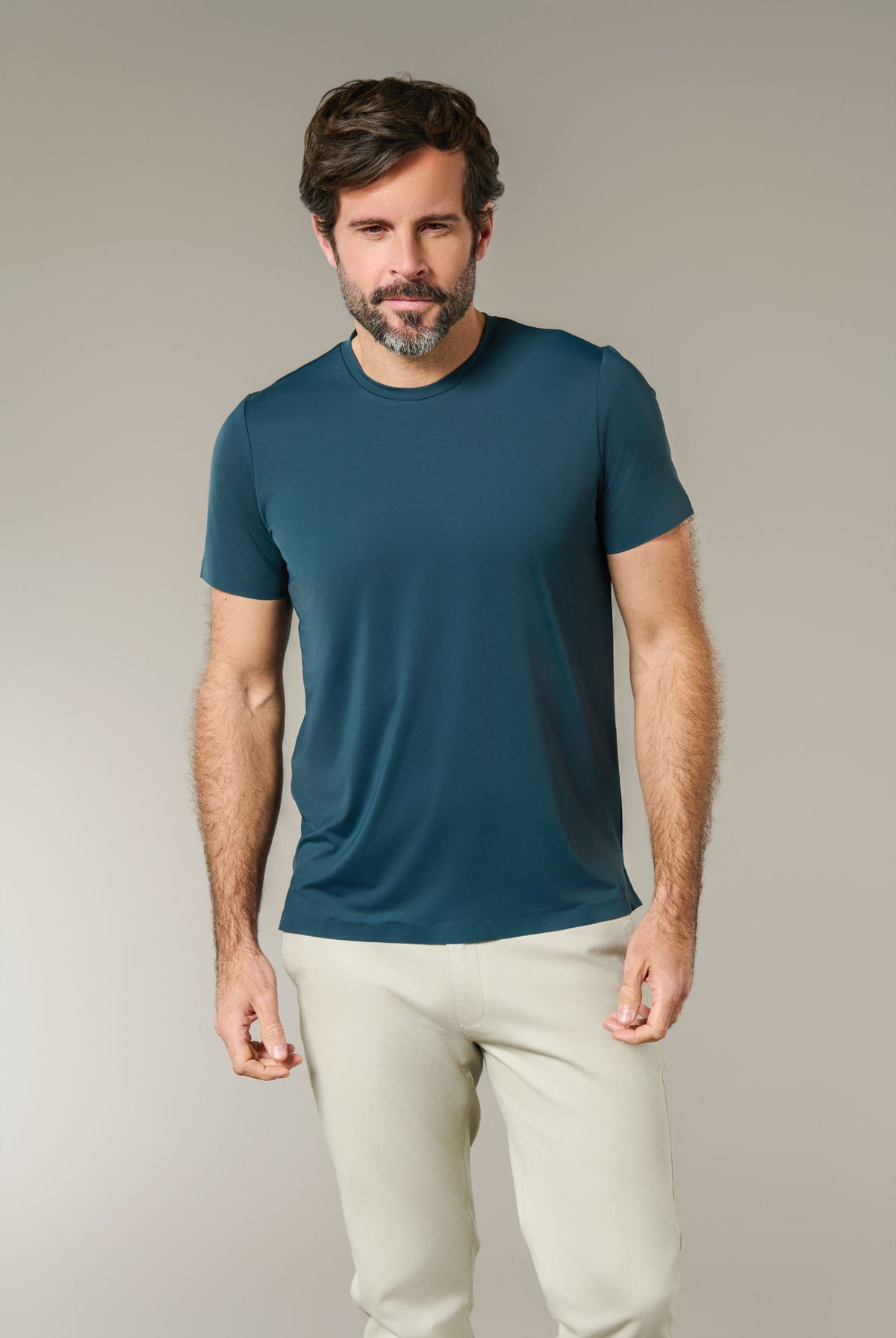 T-shirt en matière technique avec finitions thermocollées manches courtes ligne activewear Thery Jerem, coupe confortable