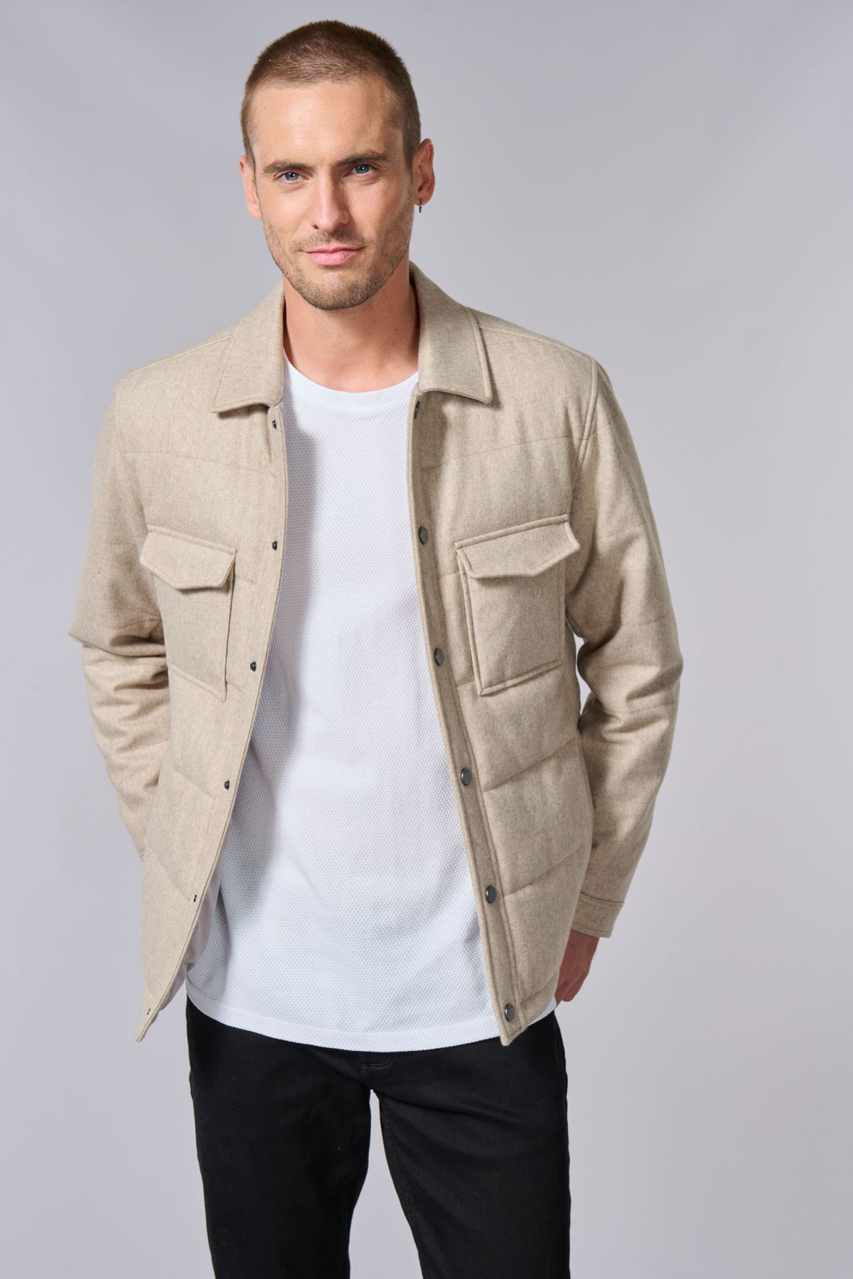 Veste matelassée, drap de laine recyclée Jerem, entièrement doublée, poches plaquées surpiquées