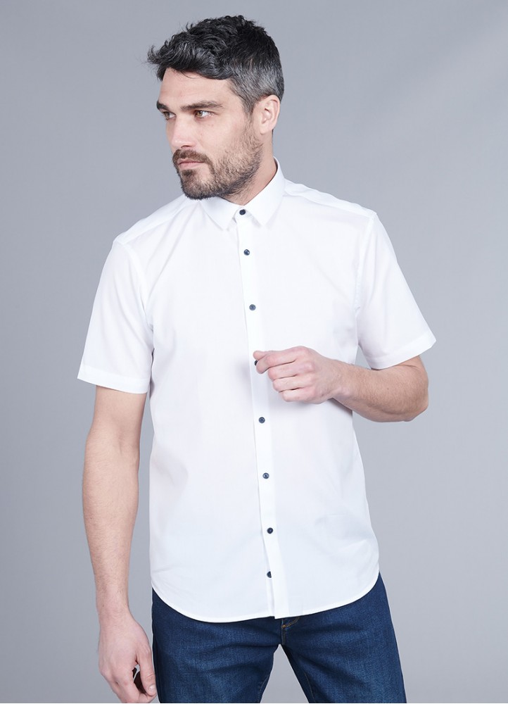 White short sleeve shirt