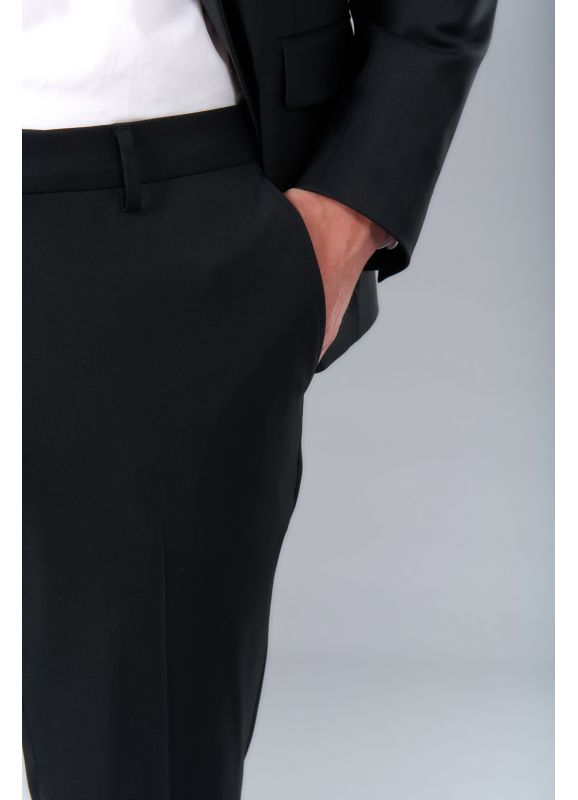 PANTALON DE COSTUME EN SERGÉ TEINT EN FIL BI-STRETCH