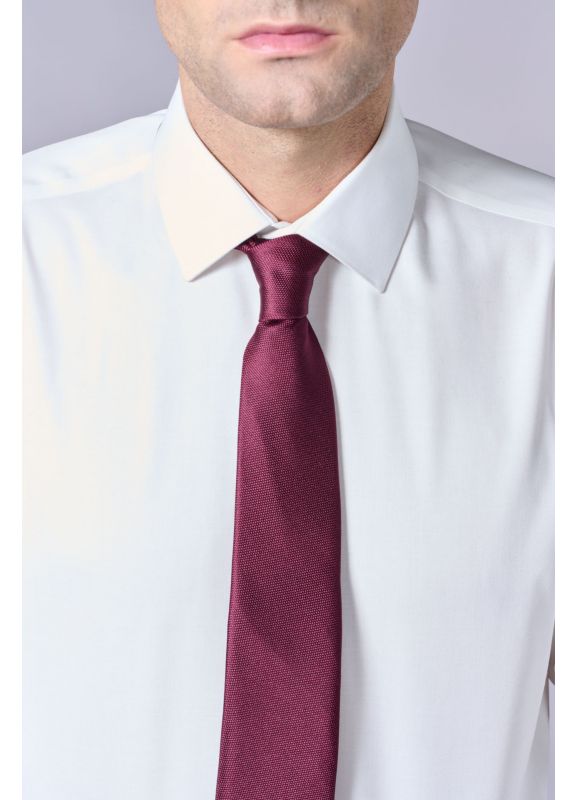 Plain tie