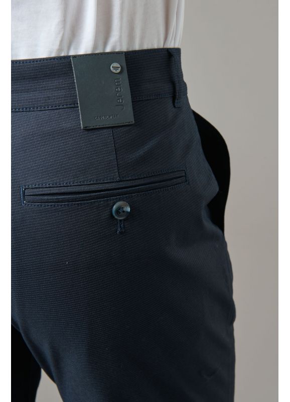 Stretch polycotton chinos with discreet design