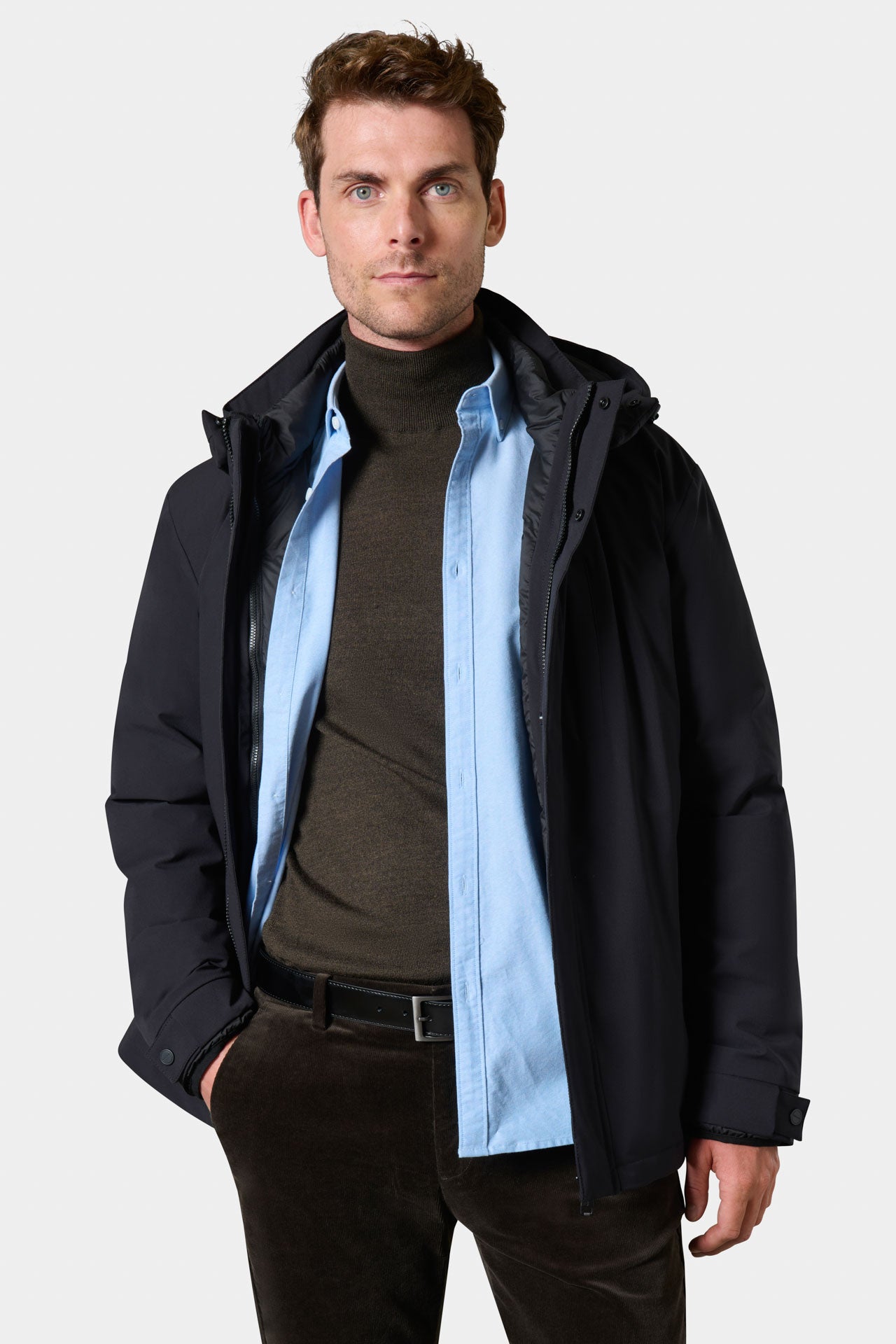 V-neck jumper in merino wool