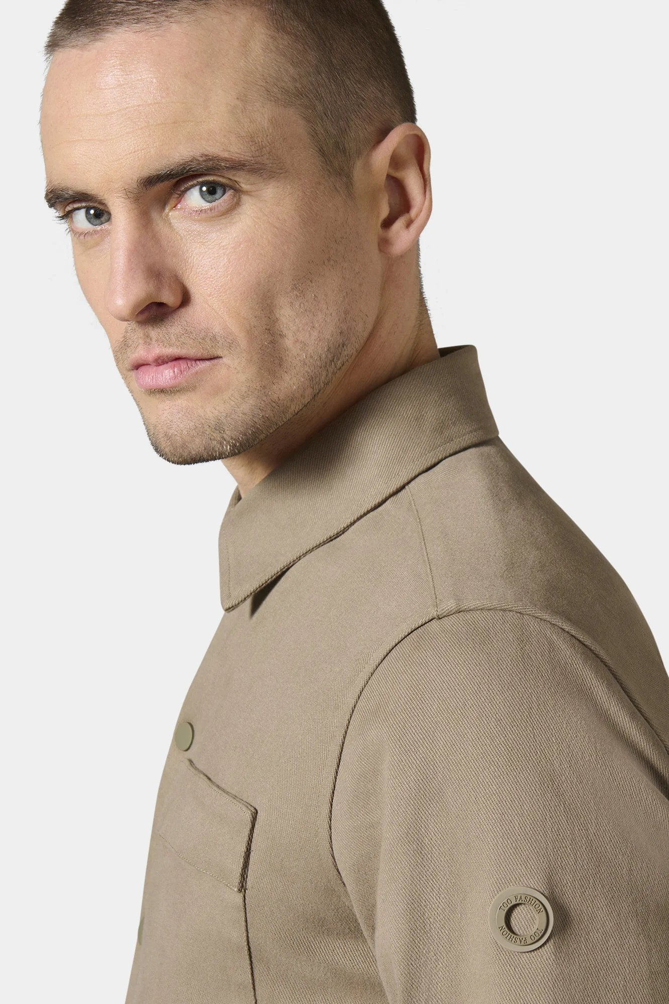 Blouson en gabardine de coton stretch wonka Jerem, col chemise vue 9