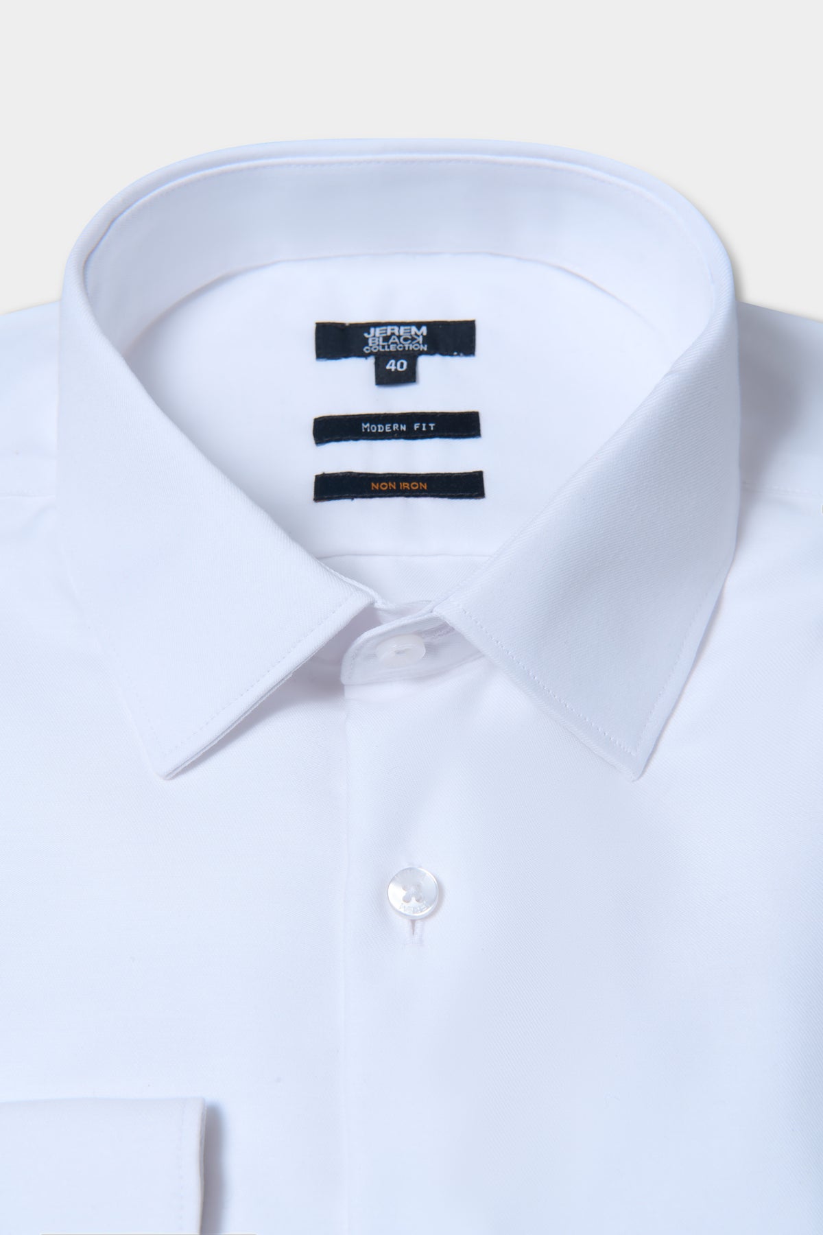 Chemise droite en twill de coton sans repassage