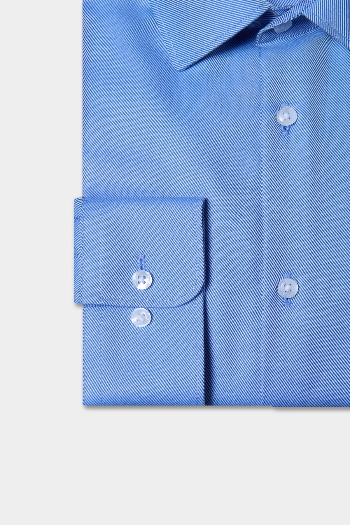 Camisa recta de rayas azules sin plancha