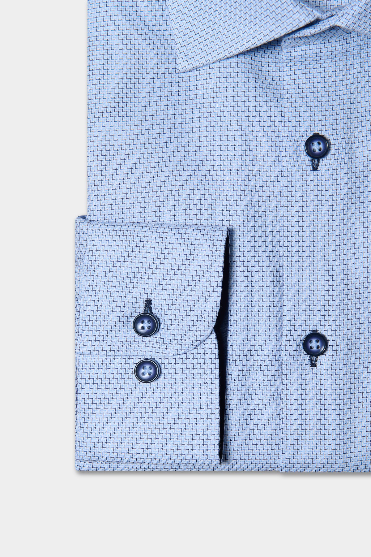 Chemise ajustée à motif géométrique repassage facile
