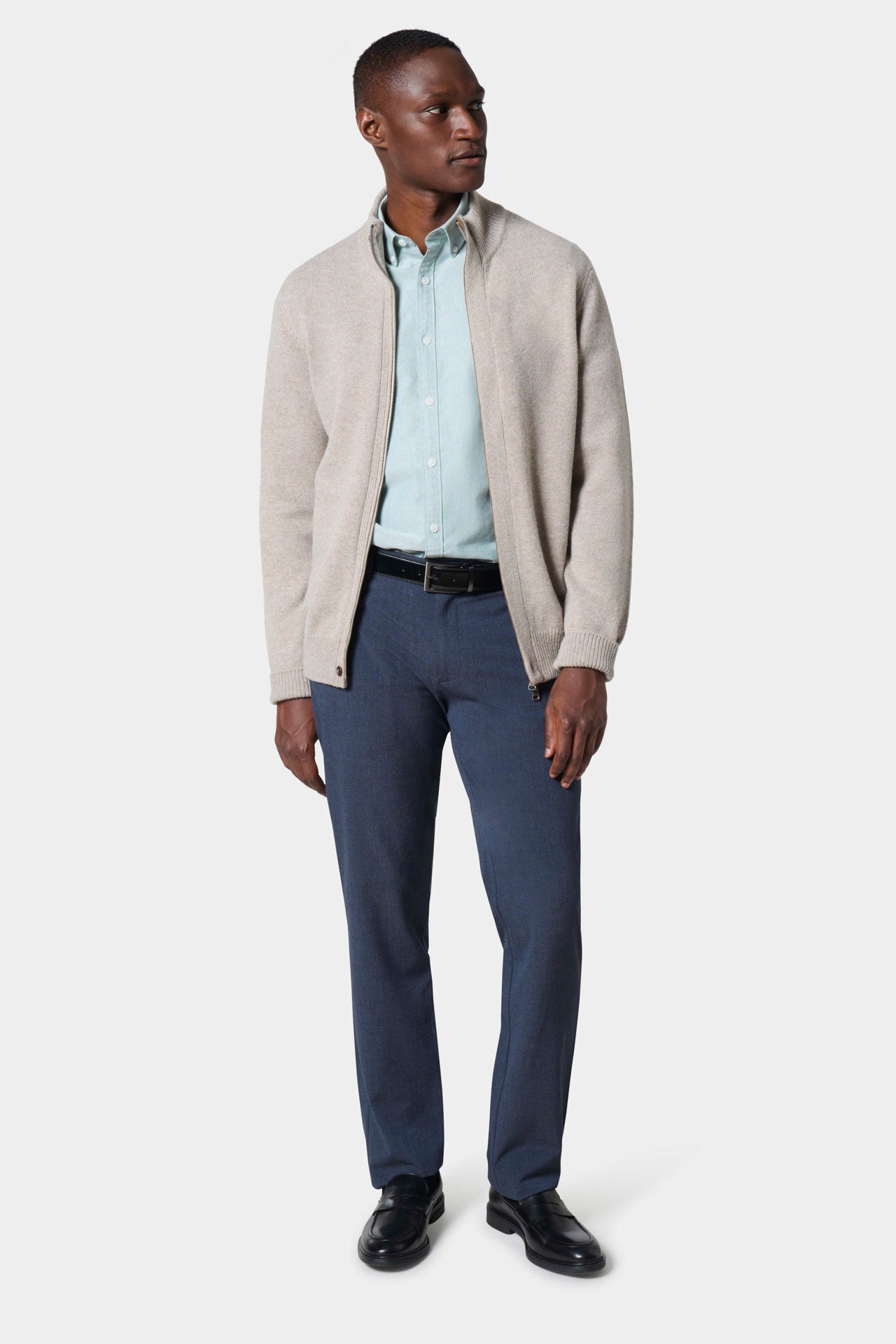 Gilet zippé col montant en maille de laine Jerem Paris, détail de la matière