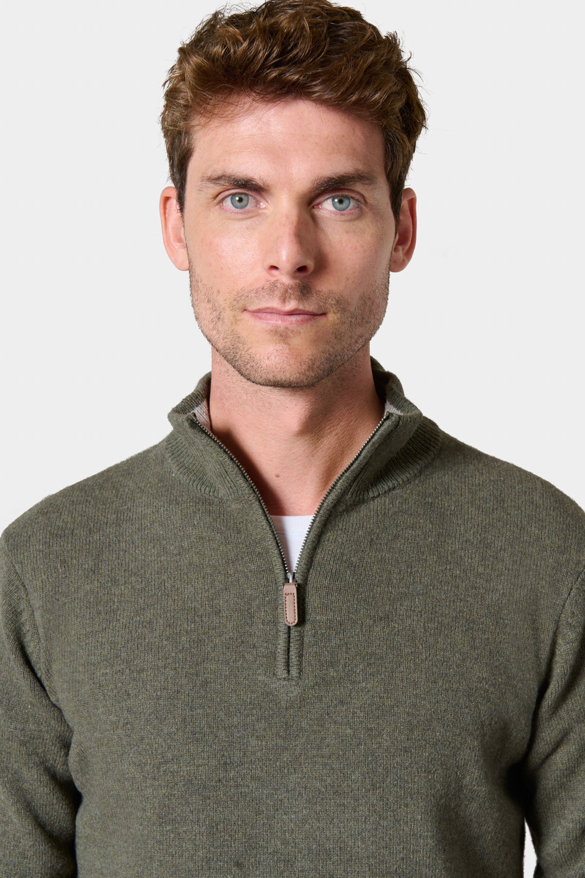 Pull col zippé en pure laine d’agneau