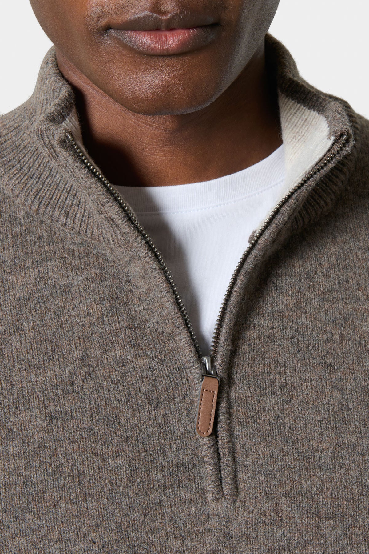 Pull col zippé en pure laine d’agneau
