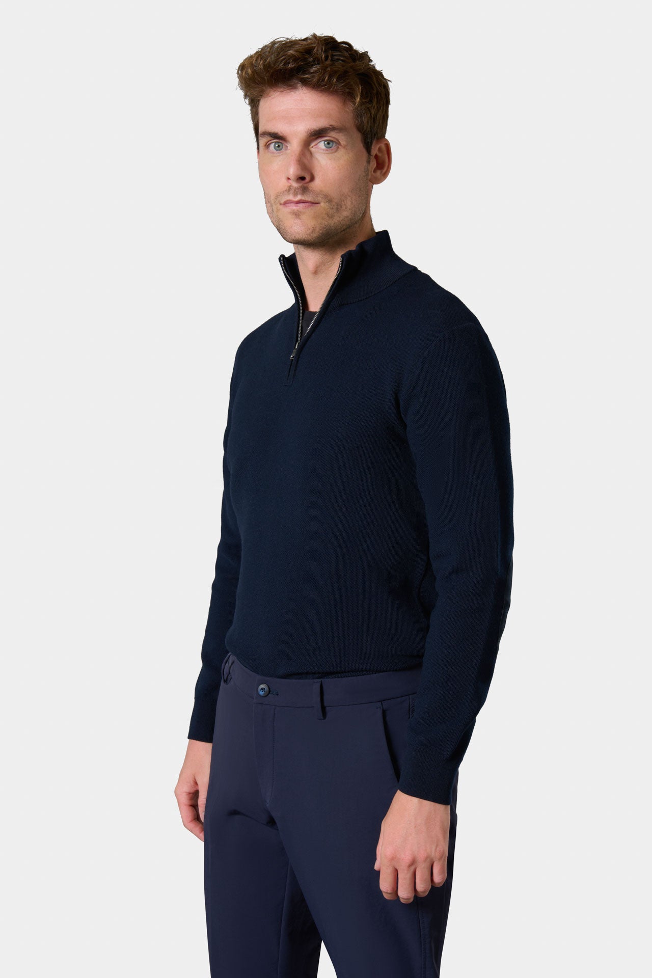 Pantalón de pinzas de sarga con cordón ajustable