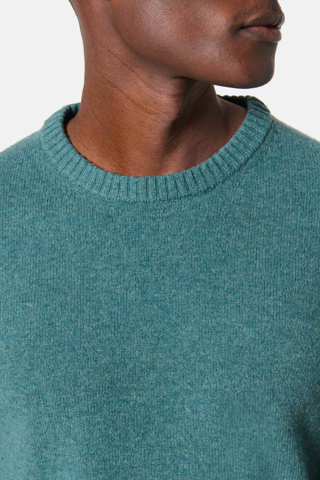 PULL — vue de face