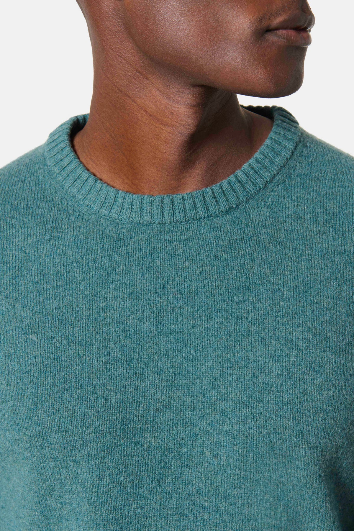 PULL — vue de face