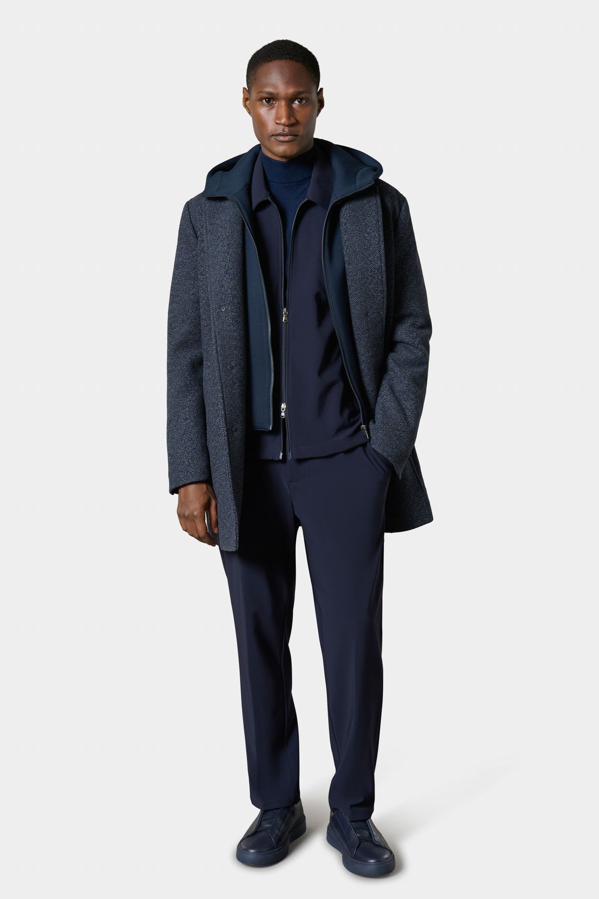 Manteau col tailleur à plastron capuche néoprène