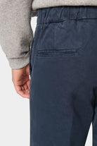 PANTALON — détail de la matière