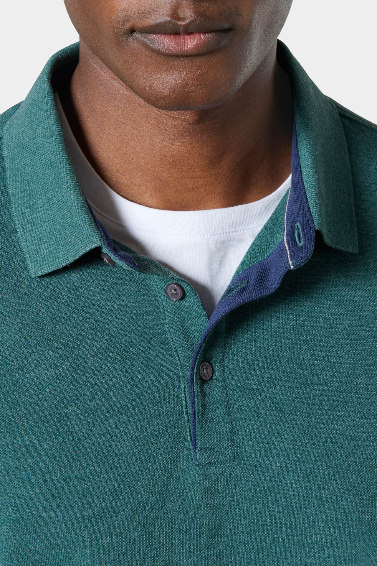 Pantalón de pinzas de sarga con cordón ajustable