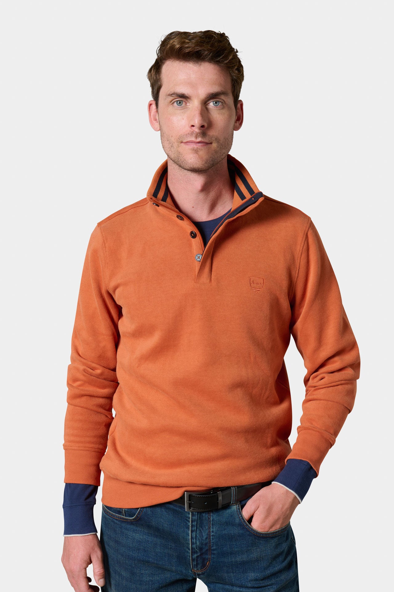 Parka con capucha cortaviento multibolsillos
