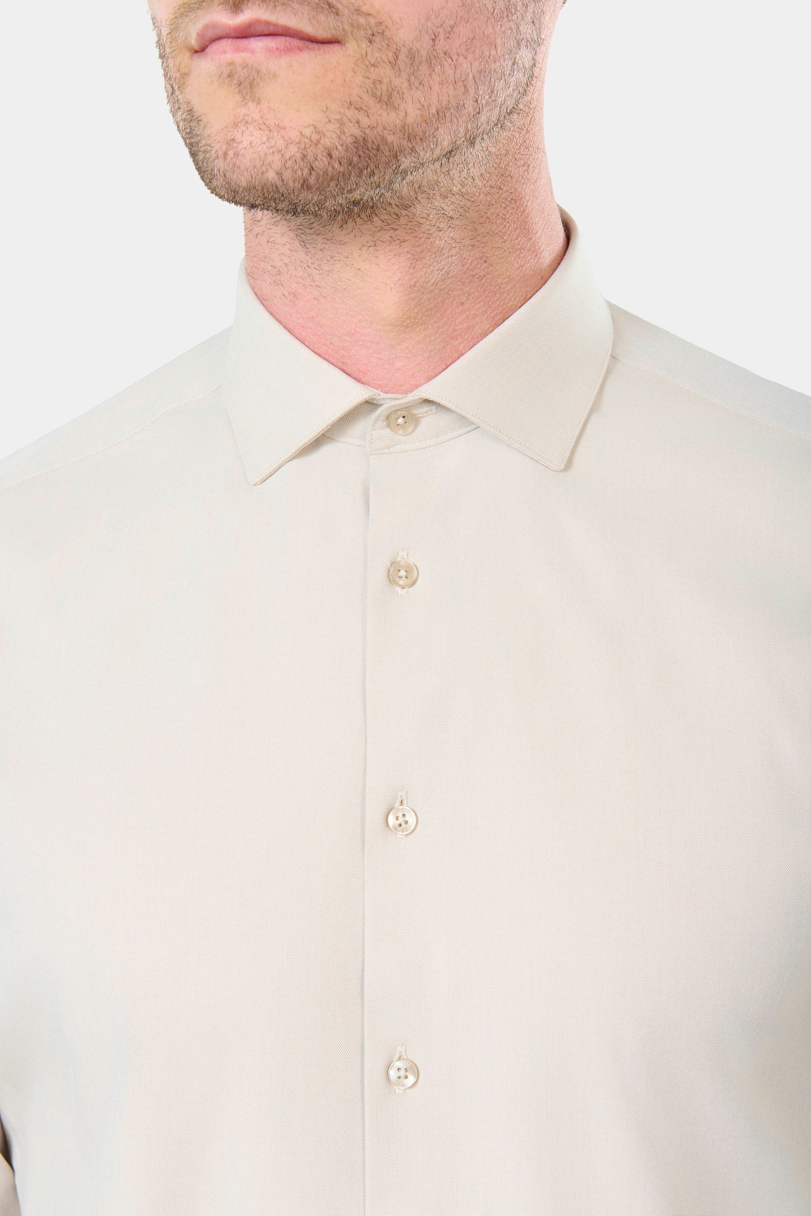 Tissu coolmax : confort et performance - coupe droite — Chemise Jerem, coupe droite, col semi-italien